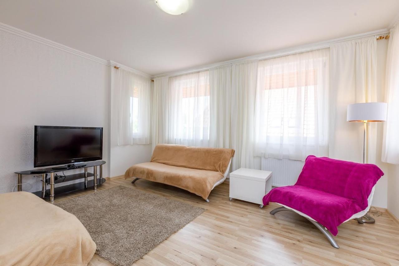 Andi Apartman Heviz Exterior photo